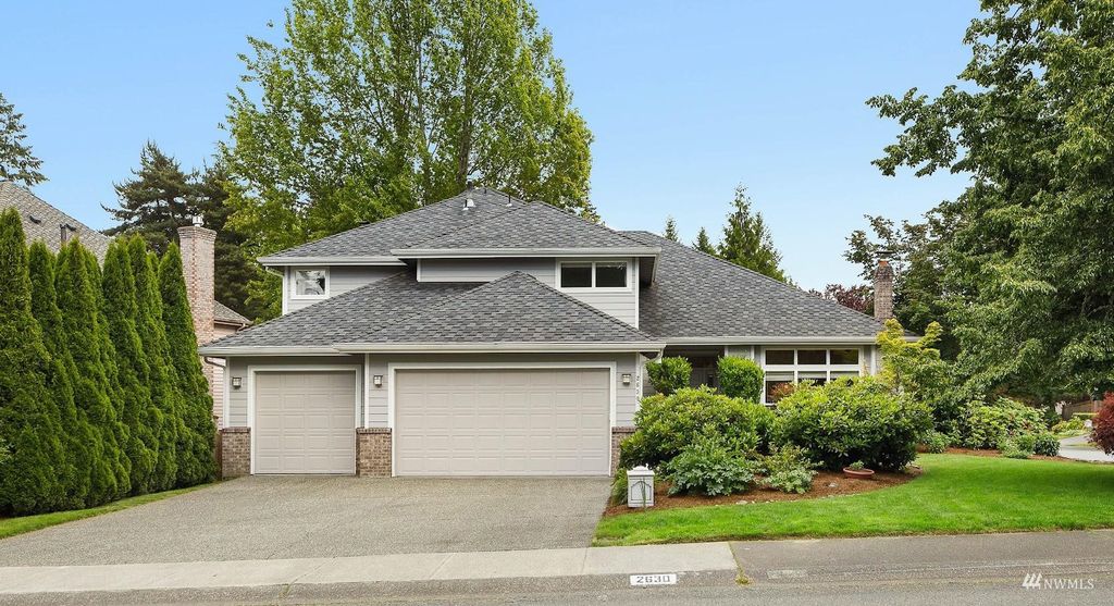 Photo of 2630 233rd Avenue SE, Sammamish, WA 98075 (MLS # 1975868)