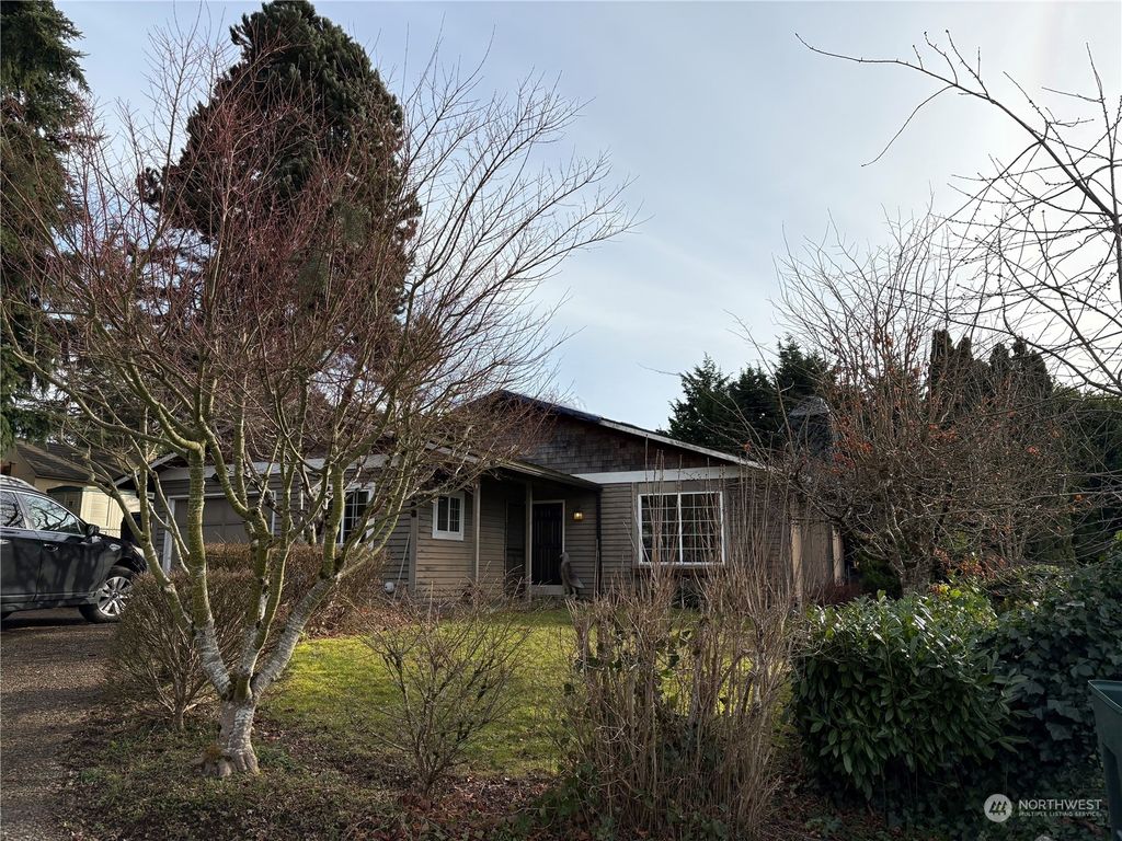 Photo of 903 20th Street, Snohomish, WA 98290 (MLS # 2326781)