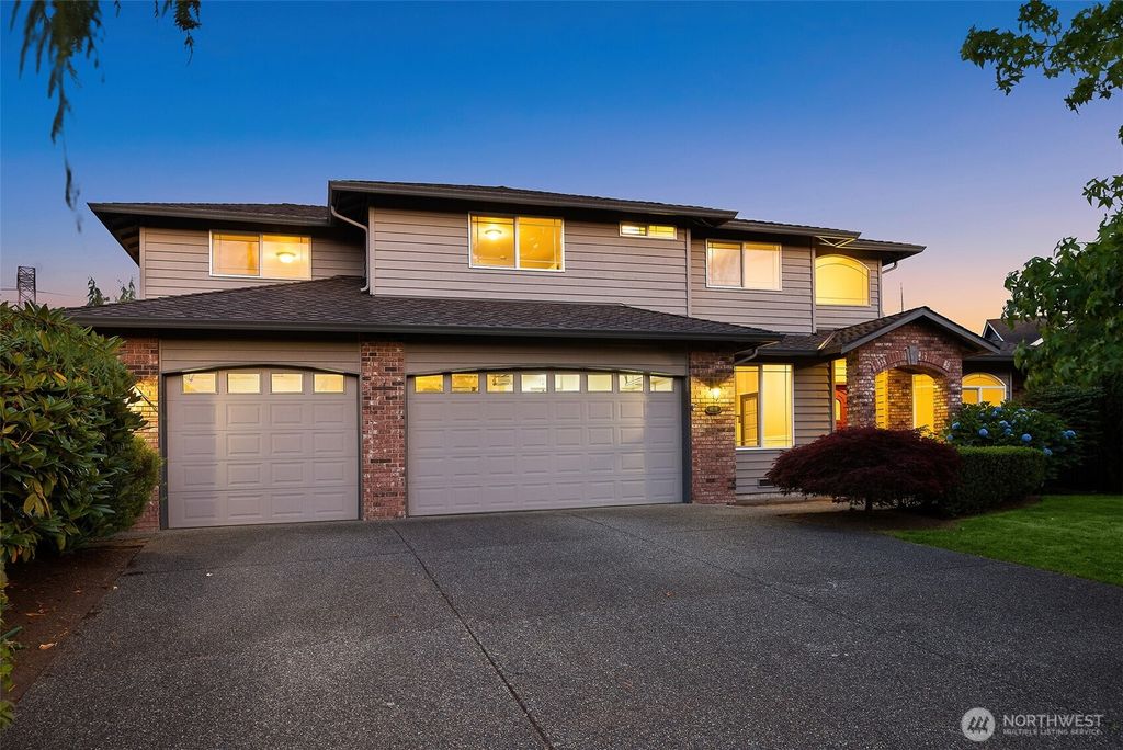 Photo of 4620 145th Place SE, Snohomish, WA 98296 (MLS # 2410638)