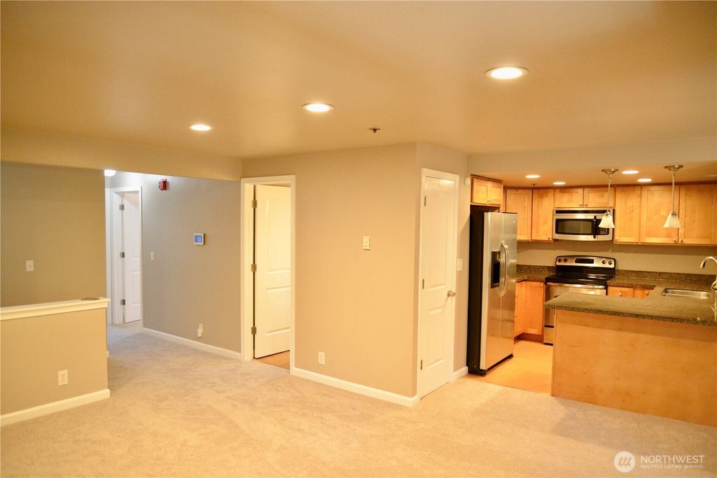 Photo of 1626 Grant Avenue S #E202, Renton, WA 98055 (MLS # 2406543)