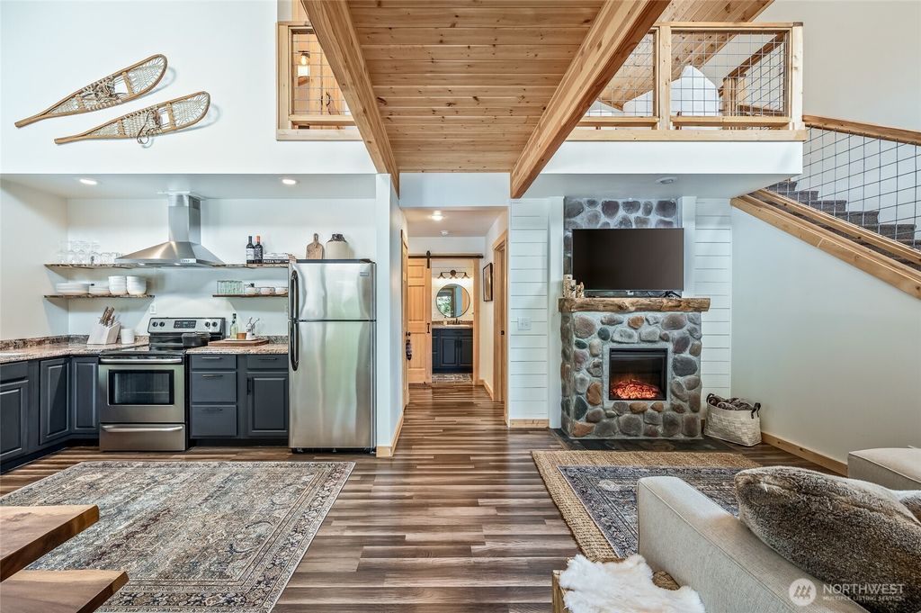 Photo of 56 White Fir Lane, Leavenworth, WA 98826 (MLS # 2495052)