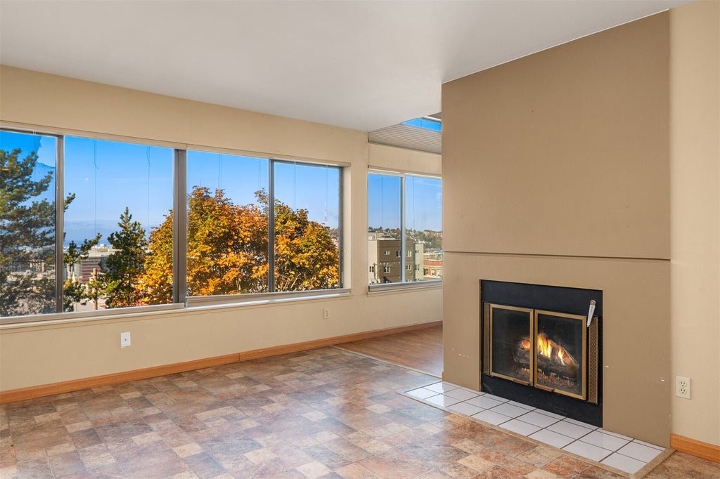 Photo of 211 Summit Avenue E #403, Seattle, WA 98102 (MLS # 2595995)