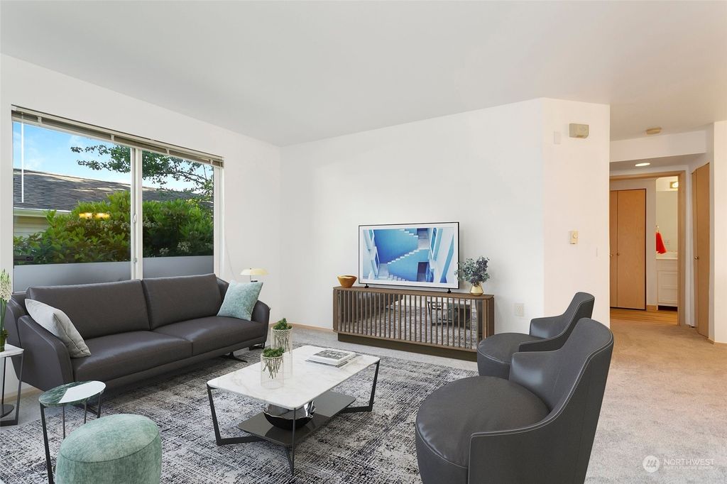 Photo of 11130 SE 208th Street #G102, Kent, WA 98031 (MLS # 2078345)