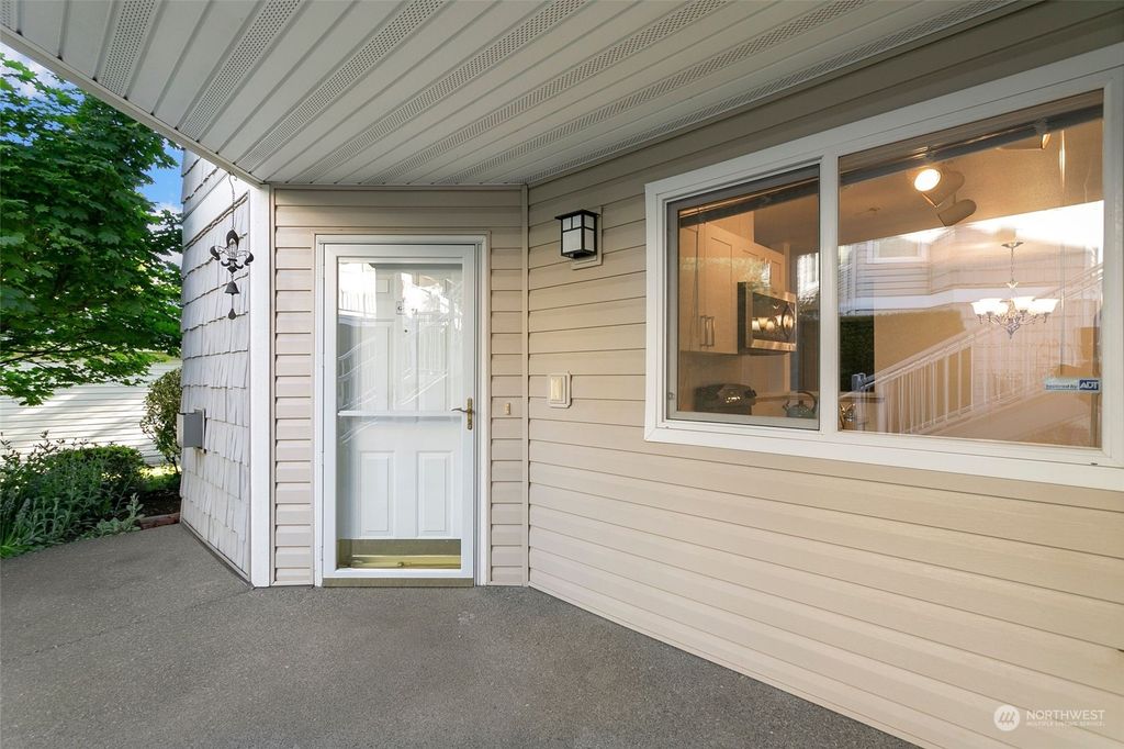 Photo of 11130 SE 208th Street #G102, Kent, WA 98031 (MLS # 2078345)