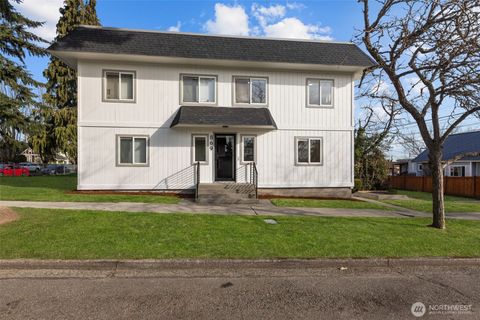 869 S 41st Street Tacoma WA 98418