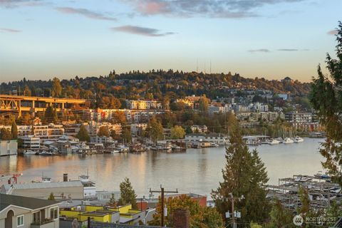 Photo of 3959 1st Avenue NE #A, Seattle, WA 98105 (MLS # 2445319)