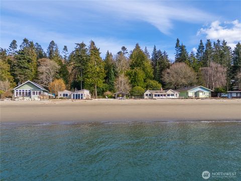 4942 West Shore Road Anacortes WA 98221