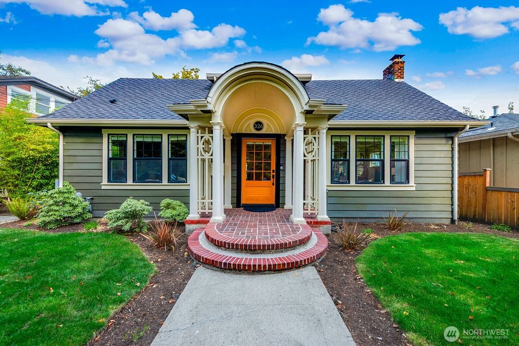 Photo of 326 22nd Avenue E, Seattle, WA 98112 (MLS # 2426923)