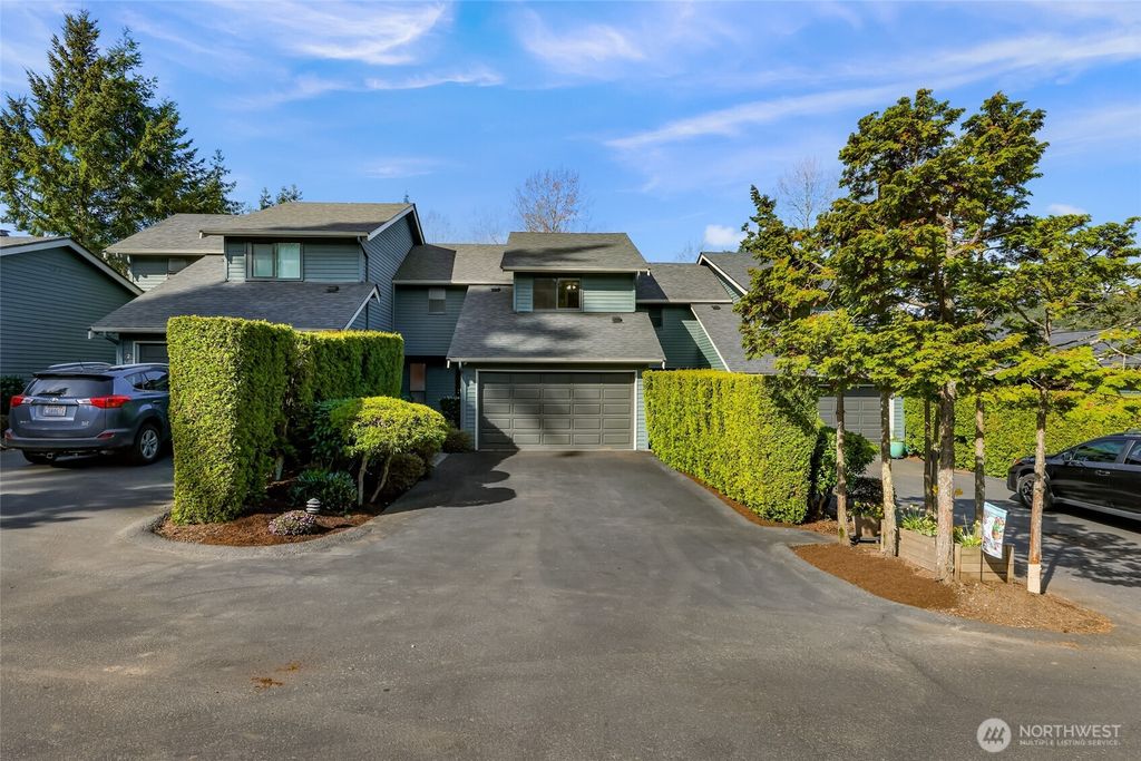 Photo of 3500 Ridgemont Way #3, Bellingham, WA 98229 (MLS # 2499880)