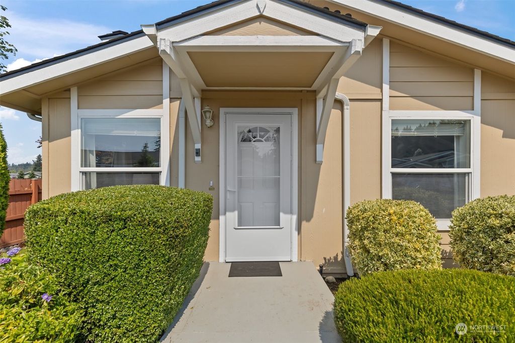 Photo of 22304 SE 243rd Street, Maple Valley, WA 98038 (MLS # 2276579)