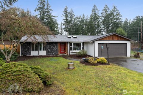 Photo of 2837 Johns Place NE, Olympia, WA 98516 (MLS # 2481201)