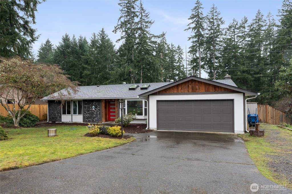 Photo of 2837 Johns Place NE, Olympia, WA 98516 (MLS # 2481201)