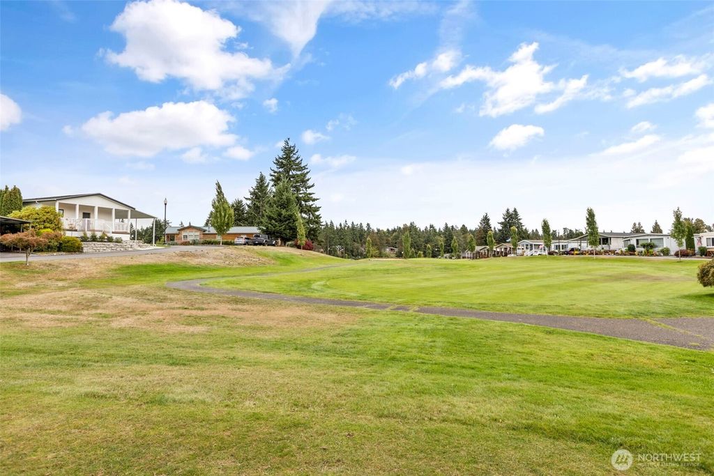 Photo of 2101 S 324th Street #164, Federal Way, WA 98003 (MLS # 2439293)