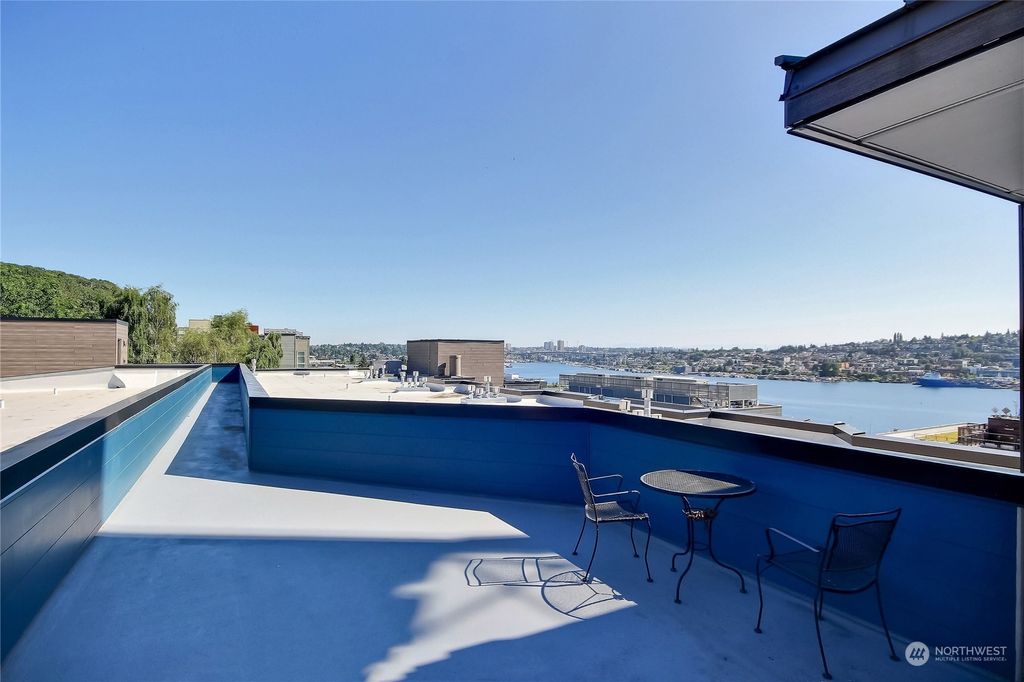 Photo of 701 Galer Street #610, Seattle, WA 98109 (MLS # 2047833)