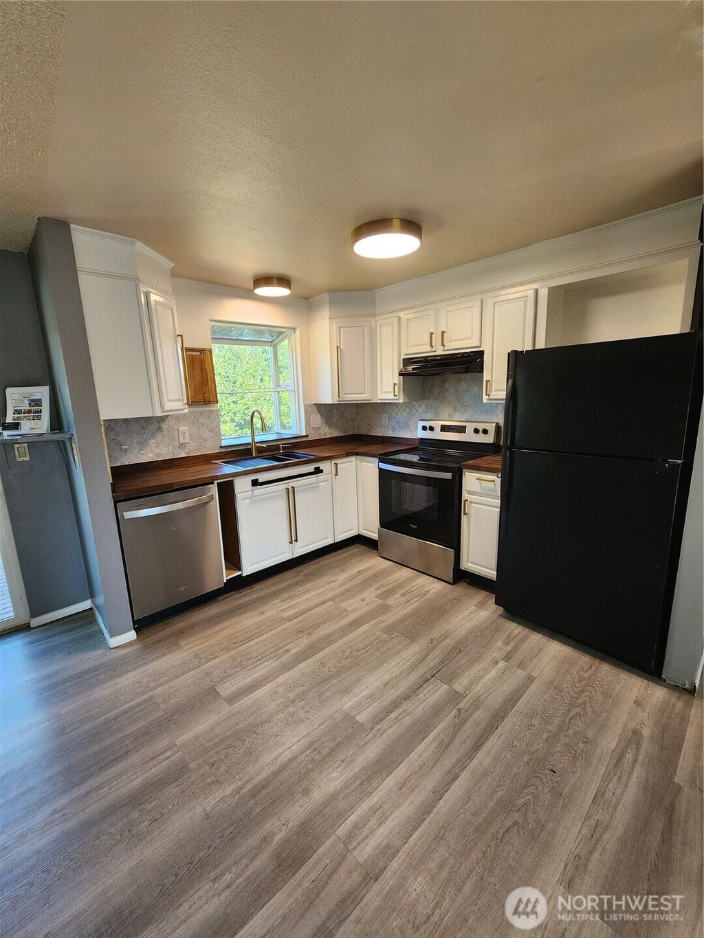Photo of 5415 105 Street NE, Marysville, WA 98270 (MLS # 2424083)