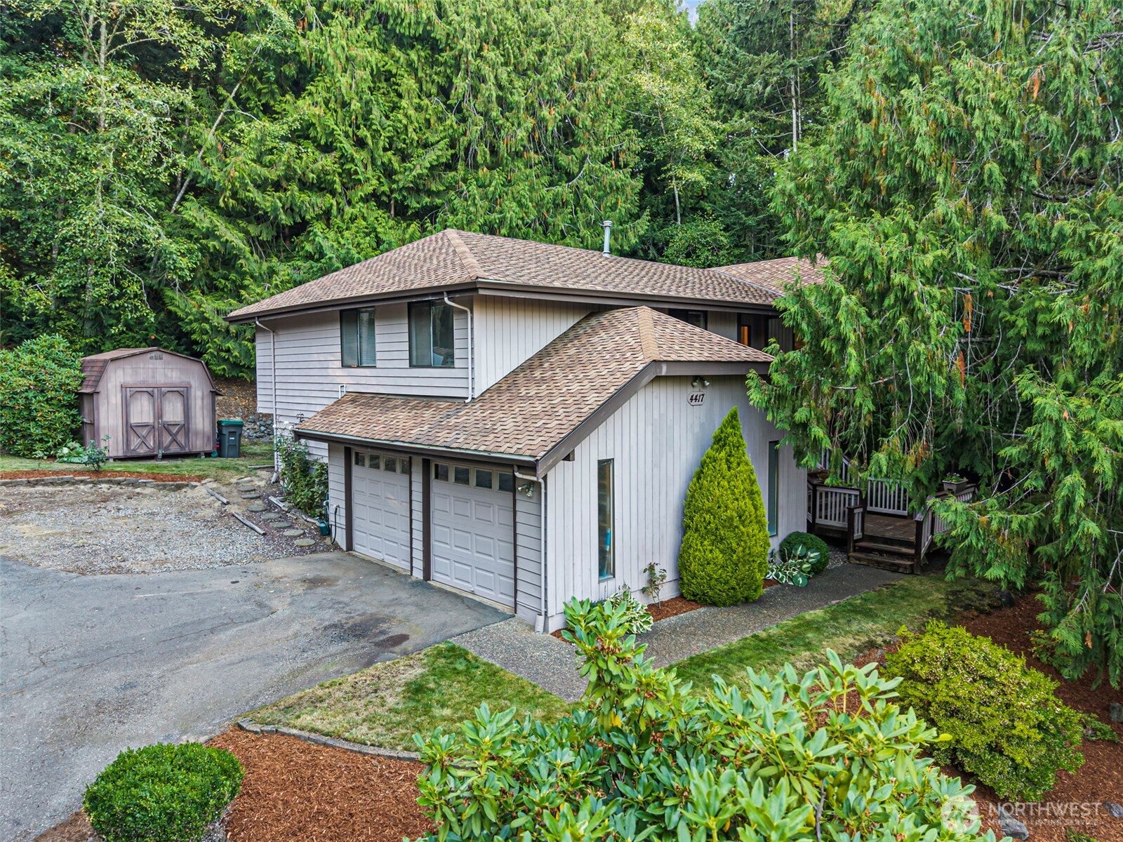 4417 NW Cascade Street