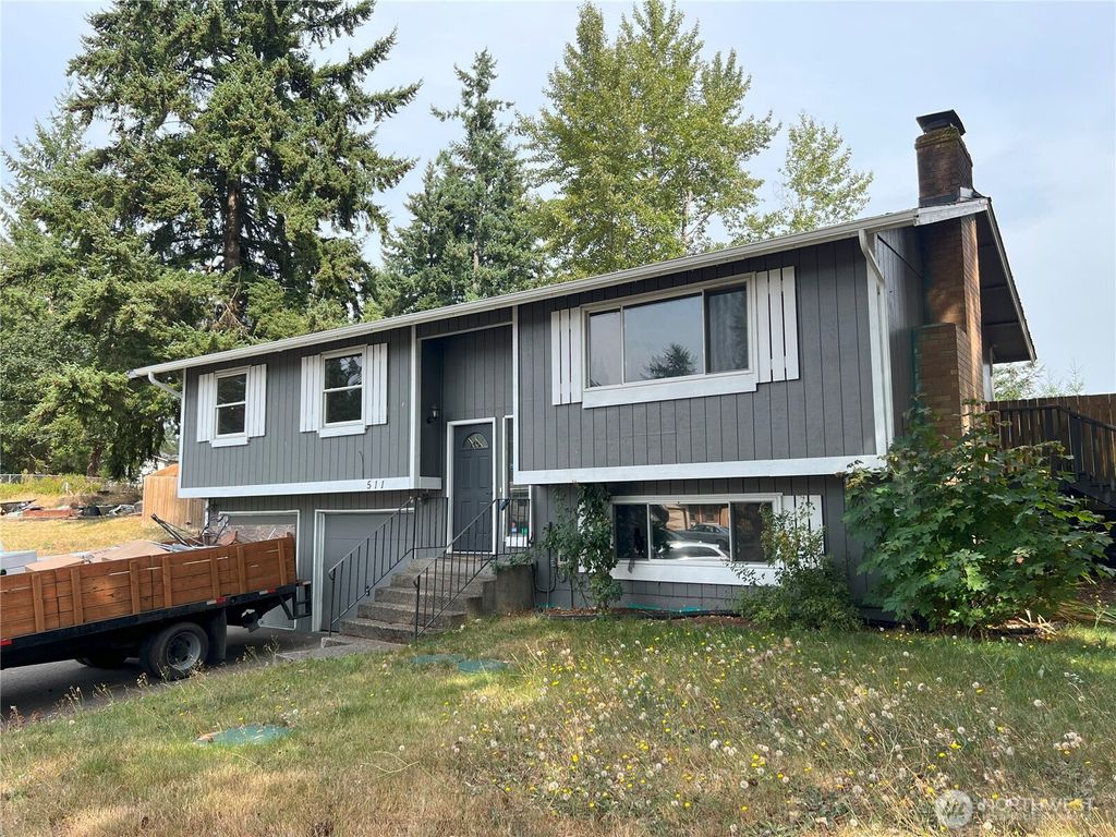 Photo of 511 190th Street E, Spanaway, WA 98387 (MLS # 2475478)