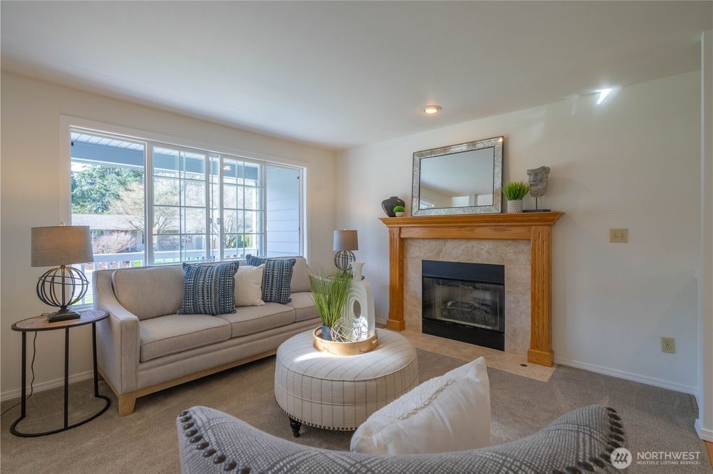 Photo of 11228 161st Court NE, Redmond, WA 98052 (MLS # 2345399)