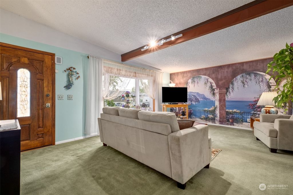 Photo of 14919 41st Place S, Tukwila, WA 98168 (MLS # 2128549)