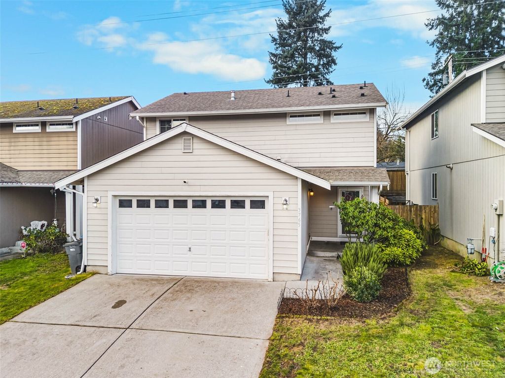 Photo of 3765 Earendel Avenue, Bremerton, WA 98310 (MLS # 2468915)