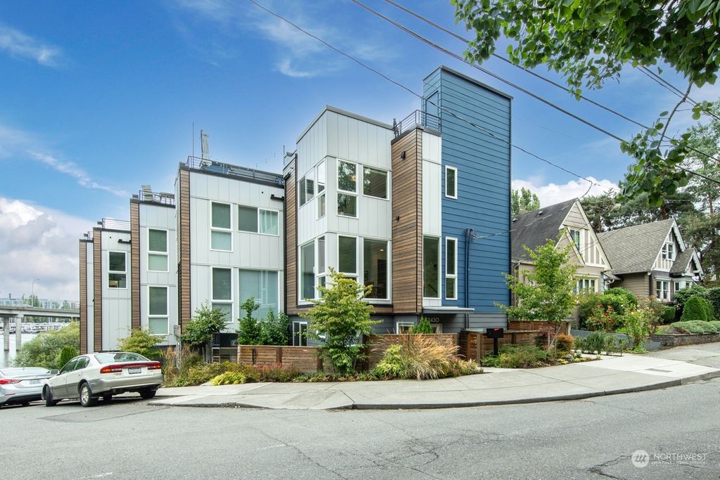 Photo of 2430 Boyer Avenue E, Seattle, WA 98112 (MLS # 2157993)