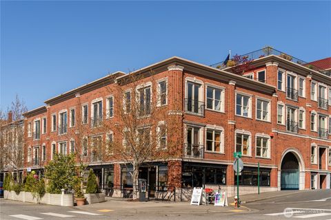 Photo of 1134 Finnegan Way #201, Bellingham, WA 98225 (MLS # 2515963)