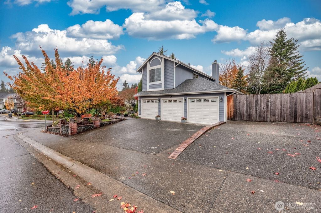 Photo of 22804 SE 265th Place, Maple Valley, WA 98038 (MLS # 2452425)