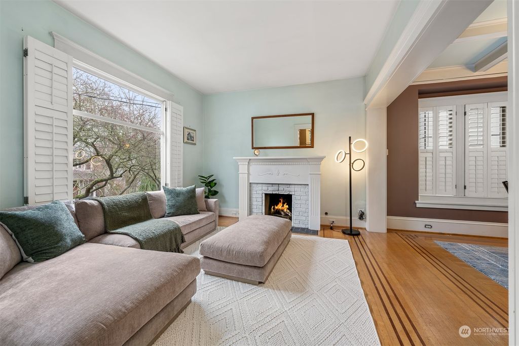 Photo of 1826 11th Ave W Ave, Seattle, WA 98119 (MLS # 2202297)