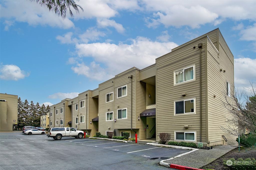 Photo of 5844 NE 75th Street #B 201, Seattle, WA 98115 (MLS # 2191463)
