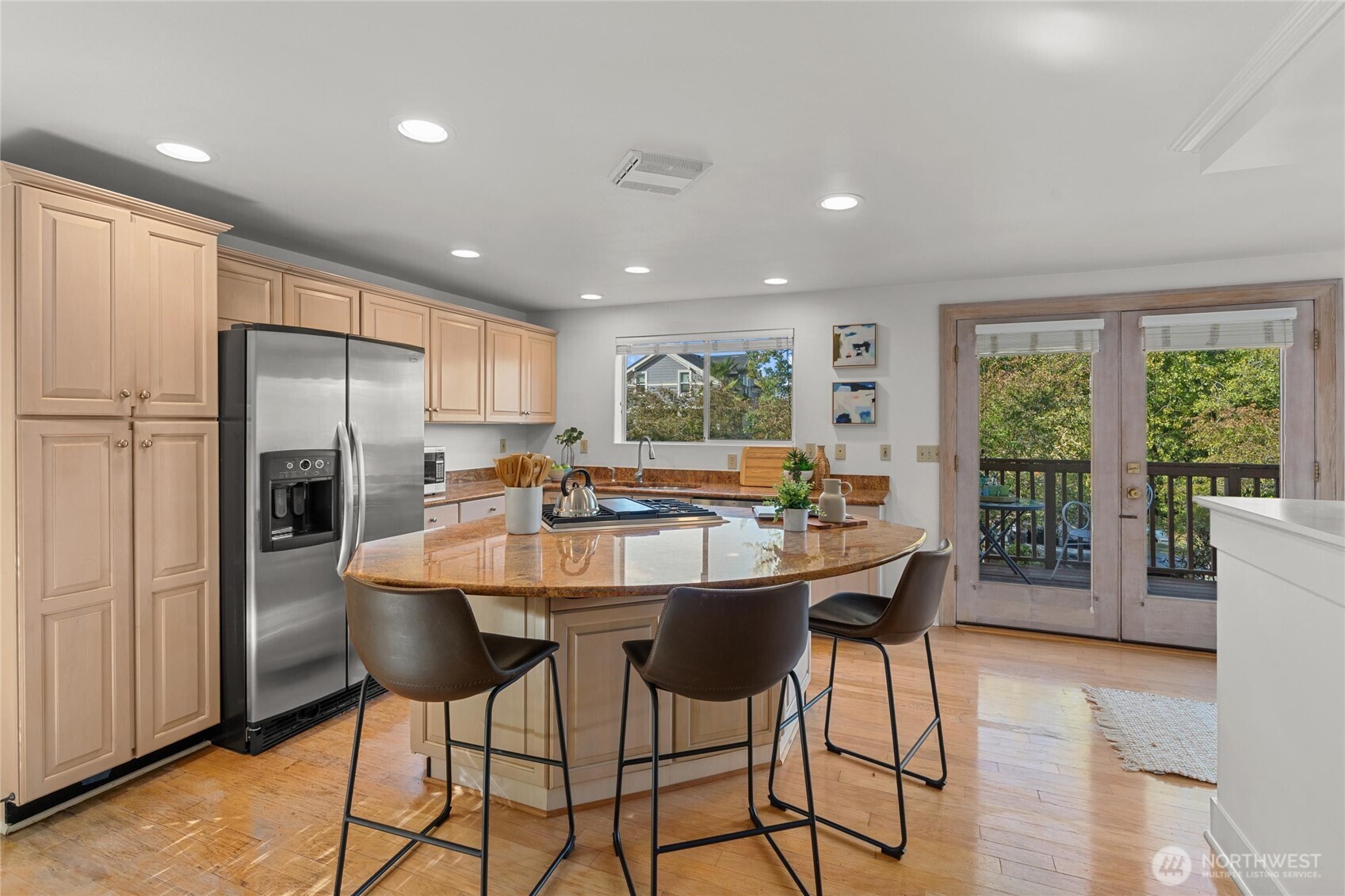 Seattle, Washington 98116, United States, 3 Bedrooms Bedrooms, ,2 BathroomsBathrooms,Residential,Active,221419