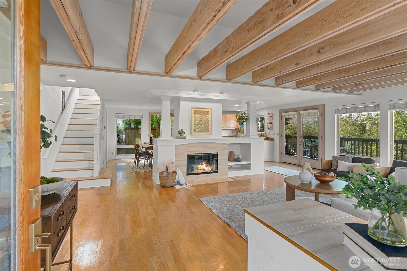 Seattle, Washington 98116, United States, 3 Bedrooms Bedrooms, ,2 BathroomsBathrooms,Residential,Active,221419