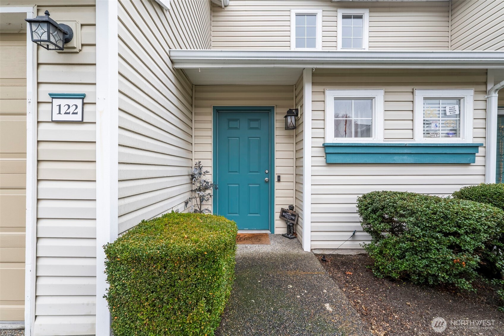 4802 Nassau Avenue NE 122