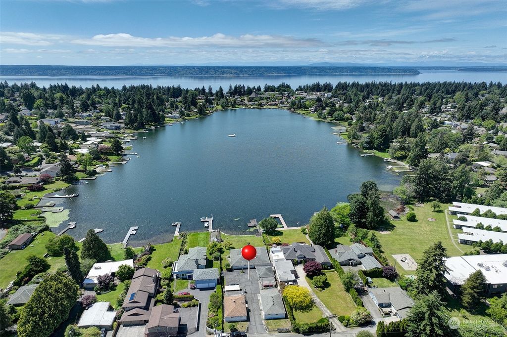 Photo of 15413 11th Avenue SW, Burien, WA 98166 (MLS # 2249705)
