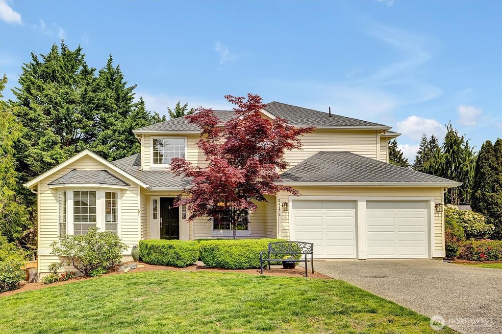 Photo of 24422 SE 46th Court, Sammamish, WA 98029 (MLS # 2504077)