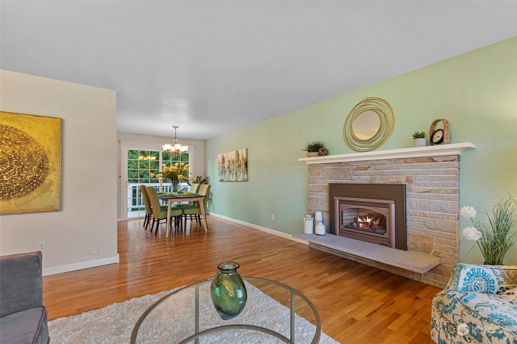 Photo of 5020 114th Avenue NE, Kirkland, WA 98033 (MLS # 2264572)