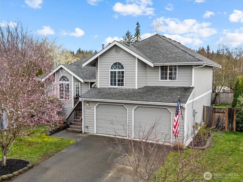 Photo of 9517 53rd Avenue NE, Marysville, WA 98270 (MLS # 2342318)