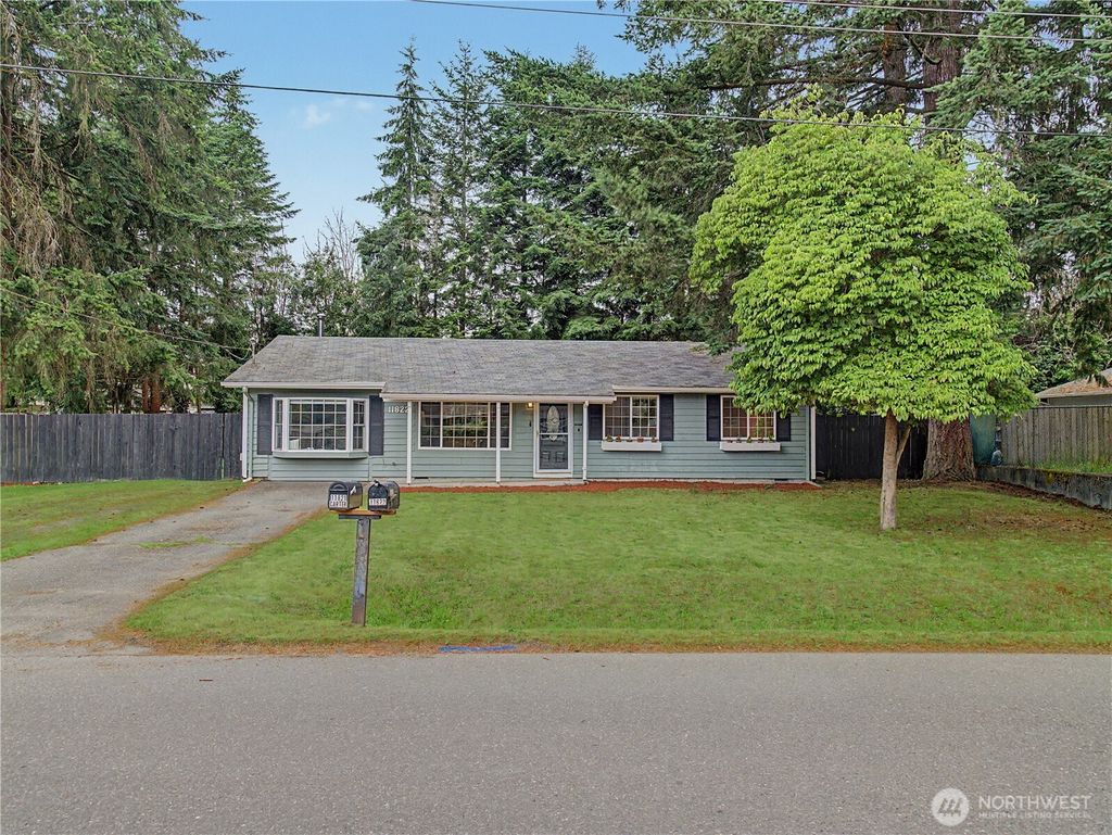Photo of 11822 Carter Avenue SW, Port Orchard, WA 98367 (MLS # 2547592)