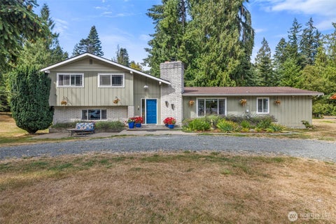 Photo of 50 Mapleton Way, Port Angeles, WA 98363 (MLS # 2574970)