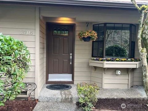 Photo of 13706 NE 85th Street, Redmond, WA 98052 (MLS # 2505758)