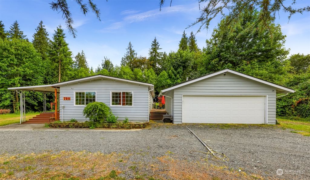 Photo of 720 156th Street NE, Arlington, WA 98223 (MLS # 2143696)