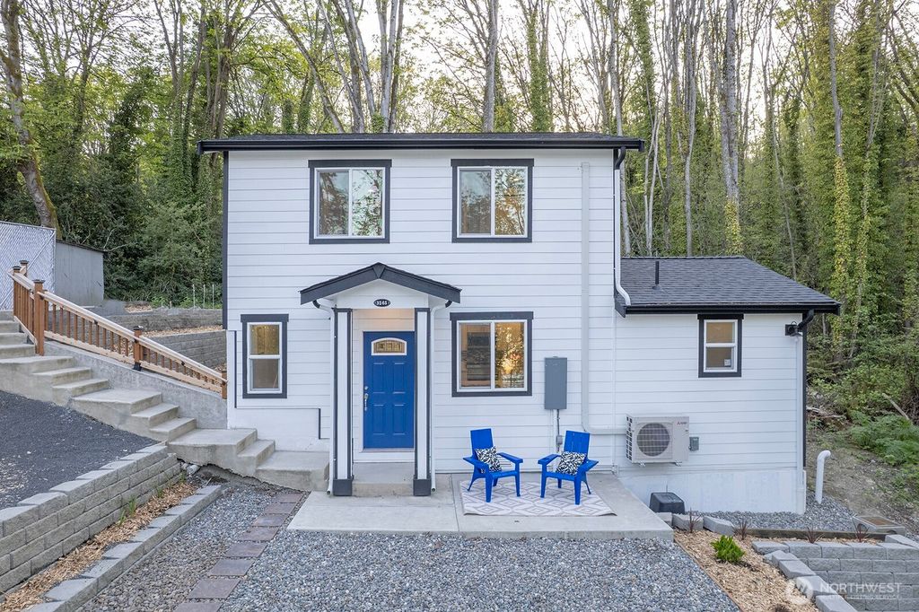 Photo of 3265 31st Avenue SW, Seattle, WA 98126 (MLS # 2483034)