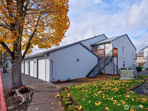 Photo of 4000 NE 109th Avenue #234, Vancouver, WA 98682 (MLS # 2415475)