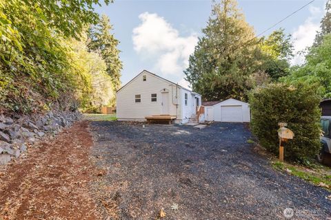 Photo of 720 S Charleston Avenue, Bremerton, WA 98312 (MLS # 2444757)