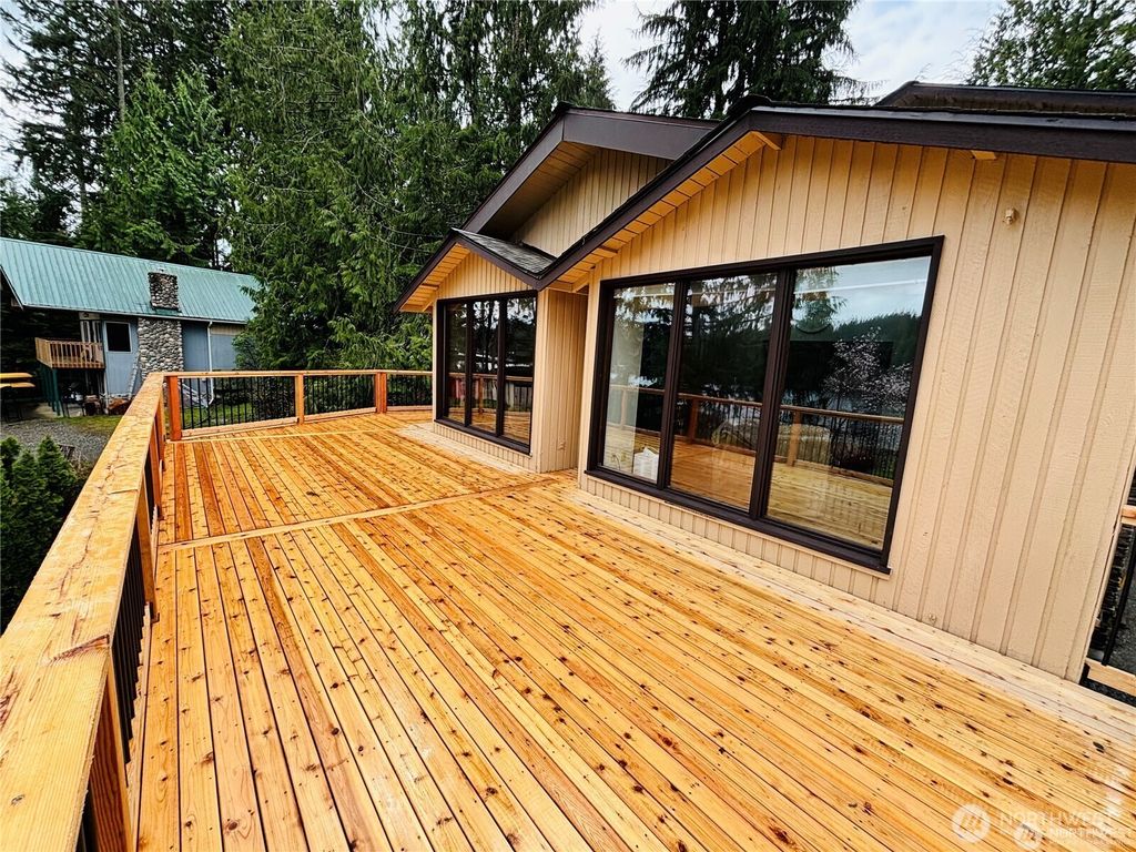 Photo of 1311 SW Lake Roesiger Road, Snohomish, WA 98290 (MLS # 2401076)