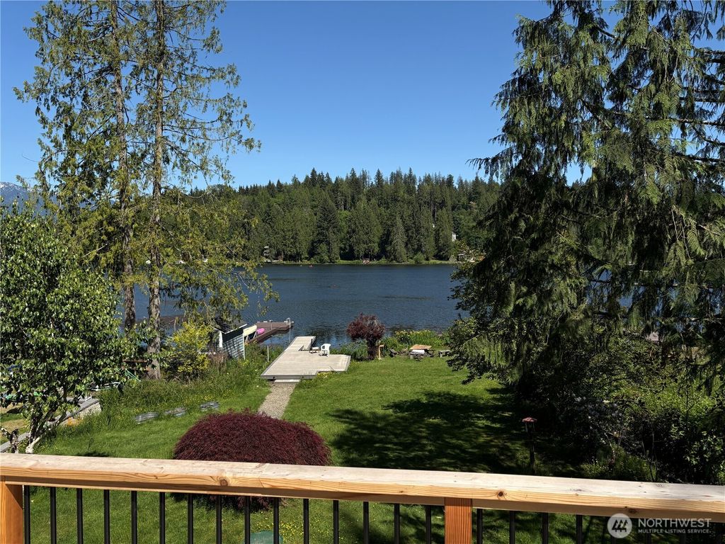 Photo of 1311 SW Lake Roesiger Road, Snohomish, WA 98290 (MLS # 2401076)
