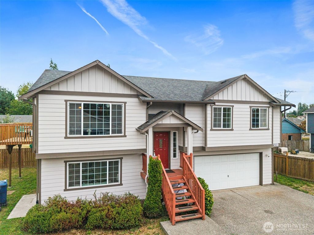 Photo of 4903 84th Street NE, Marysville, WA 98270 (MLS # 2422964)