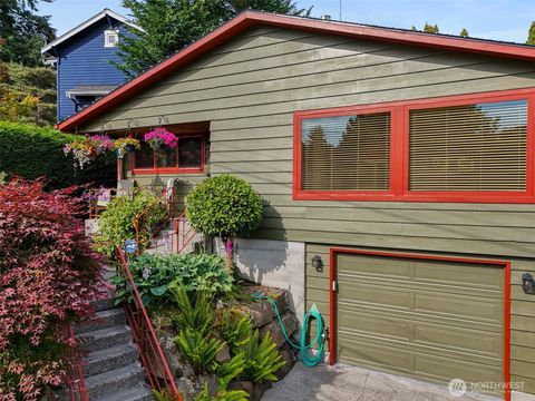Photo of 7139 Wright Avenue SW, Seattle, WA 98136 (MLS # 2394465)