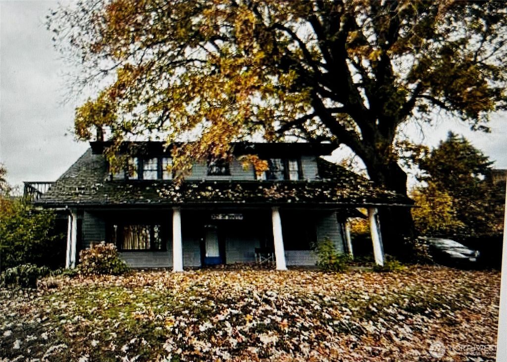 Photo of 321 31st Avenue S, Seattle, WA 98144 (MLS # 2509398)