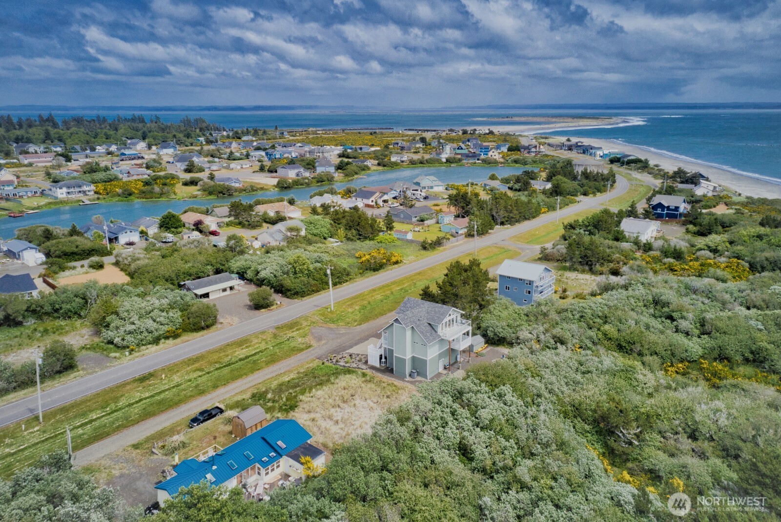 173 Marine View Drive SE