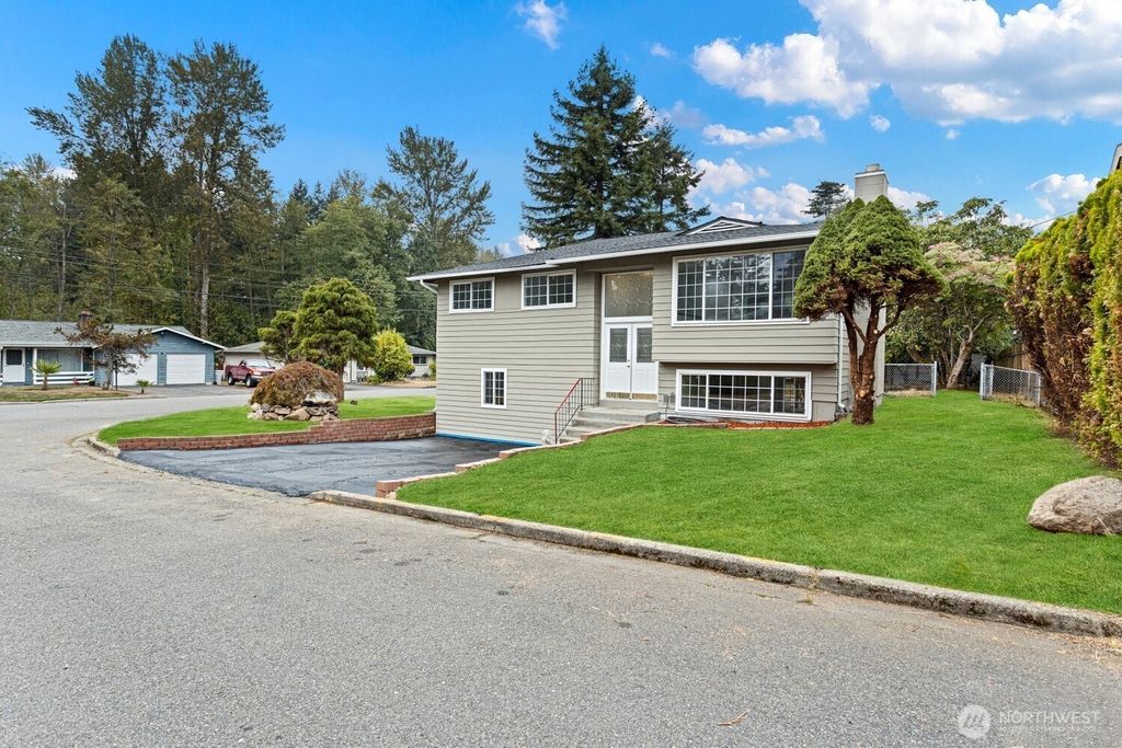 Photo of 29317 44th Place S, Auburn, WA 98001 (MLS # 2453729)